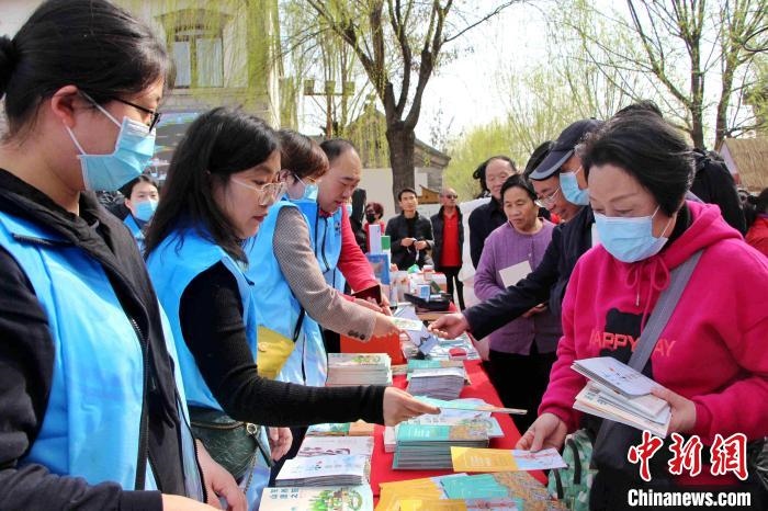 資料圖：山東省文旅廳組織文旅企業(yè)舉行文旅服務(wù)群眾相關(guān)活動?！≮w曉 攝
