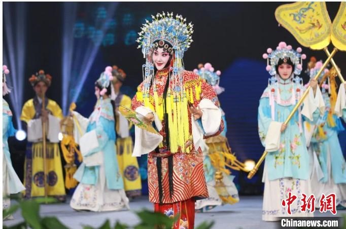 圖為，漢劇《貴妃醉酒》演出現(xiàn)場 武漢文旅局供圖