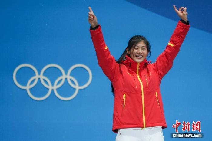 劉佳宇在平昌獲得銀牌。<a target='_blank' href='/'>中新社</a>記者 崔楠 攝
