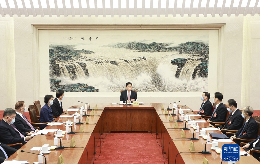 （兩會(huì)受權(quán)發(fā)布）十三屆全國(guó)人大常委會(huì)舉行第一百三十六次委員長(zhǎng)會(huì)議