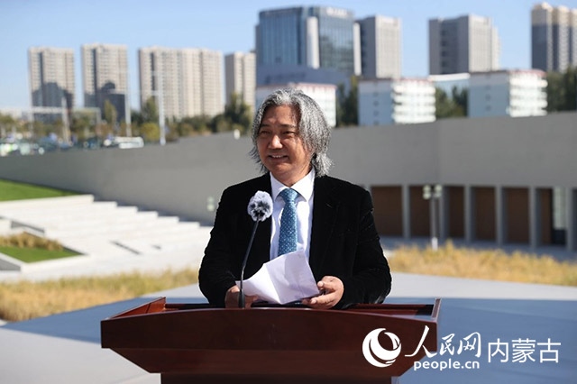 全國政協(xié)副秘書長、民盟中央專職副主席、中國美術(shù)館館長、中國城市雕塑家協(xié)會主席吳為山開幕致辭。王劭凱攝