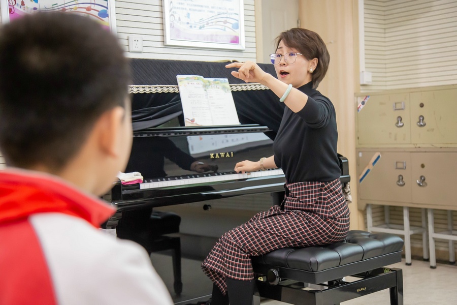 呼市四中、貝爾路小學教育集團、大學路教育集團三校音樂聯(lián)合教研活動.jpg