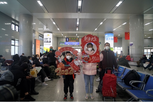 回家!草原鐵路2023年春運大幕開啟....768.png