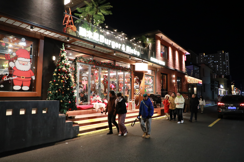 1766479485100888.png 新城區(qū)文旅護(hù)城河?xùn)|街1.png