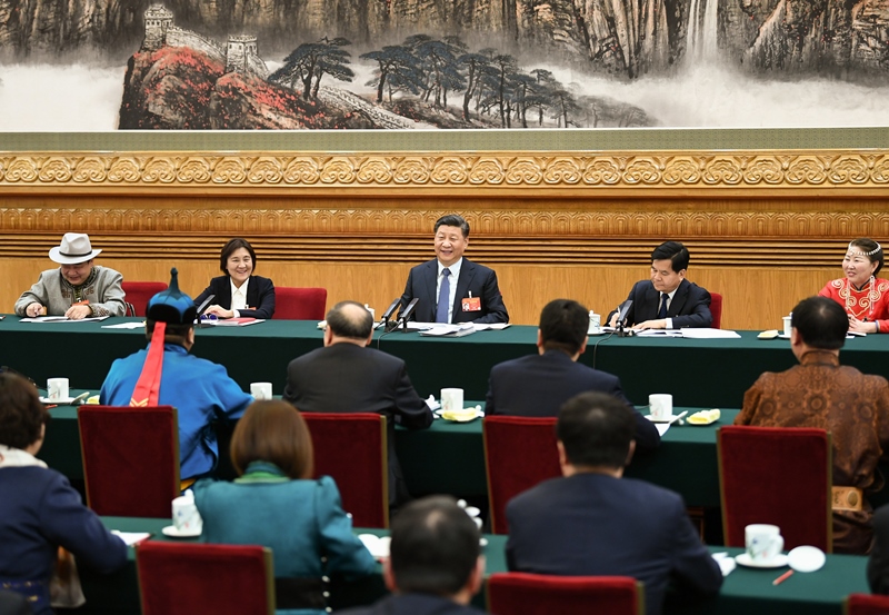 2019年3月5日，習(xí)近平總書記參加十三屆全國(guó)人大二次會(huì)議內(nèi)蒙古代表團(tuán)的審議。