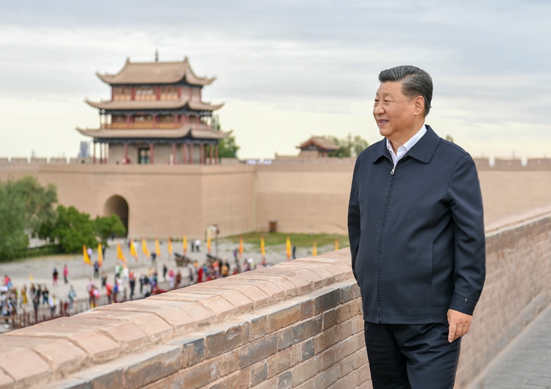 2019年8月20日，習(xí)近平總書記來到嘉峪關(guān)關(guān)城，登上城樓察看關(guān)城整體面貌，聽取河西走廊長城、關(guān)隘歷史文化情況介紹。