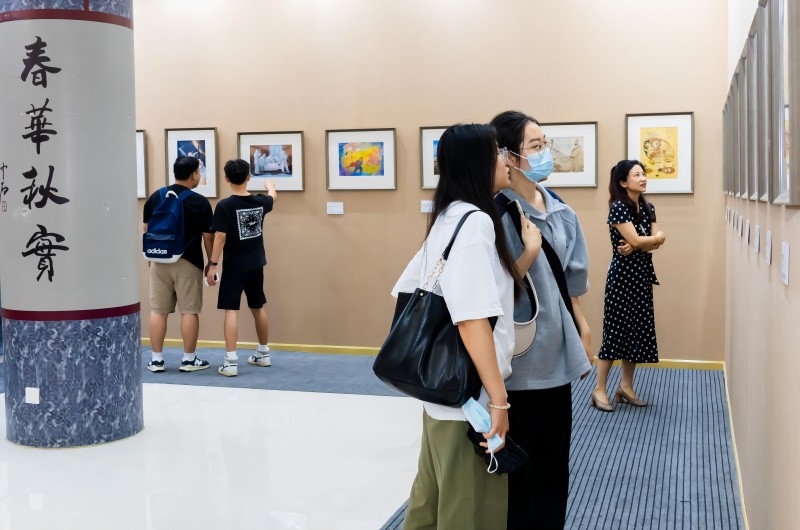作品展現(xiàn)場。校方供圖