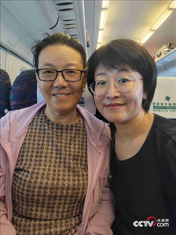 （呼群、寶力母女 受訪者供圖）