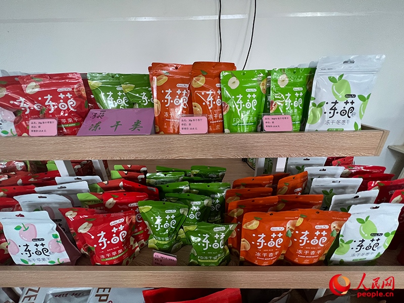 各種凍干食品。人民網(wǎng)記者 常雪梅攝