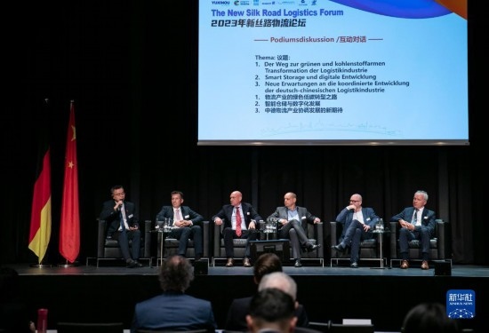 9月21日，中德兩國嘉賓參加在德國杜伊斯堡舉辦的2023新絲路物流論壇。新華社記者 張帆 攝