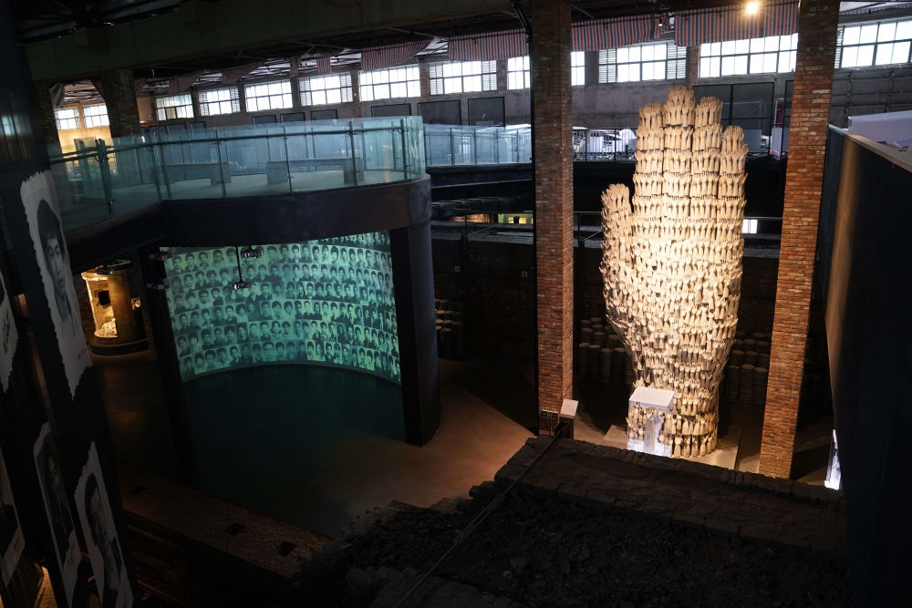 ↑這是景德鎮(zhèn)陶瓷工業(yè)遺產博物館內景（2023年5月16日攝）。