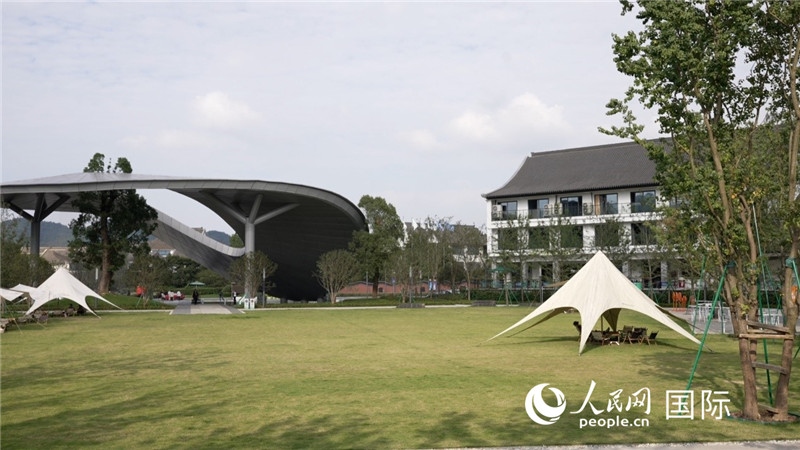 安吉露營地。人民網(wǎng) 彭昱凱攝