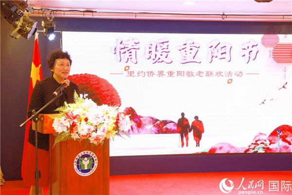 當(dāng)?shù)貢r間10月23日，國務(wù)院僑務(wù)辦公室主任陳旭（中）在巴西里約熱內(nèi)盧出席國務(wù)院僑辦代表團(tuán)與里約僑界座談會。 王天聰 攝