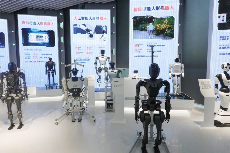 上?？萍紕?chuàng)新成果展（2023年11月28日攝）。