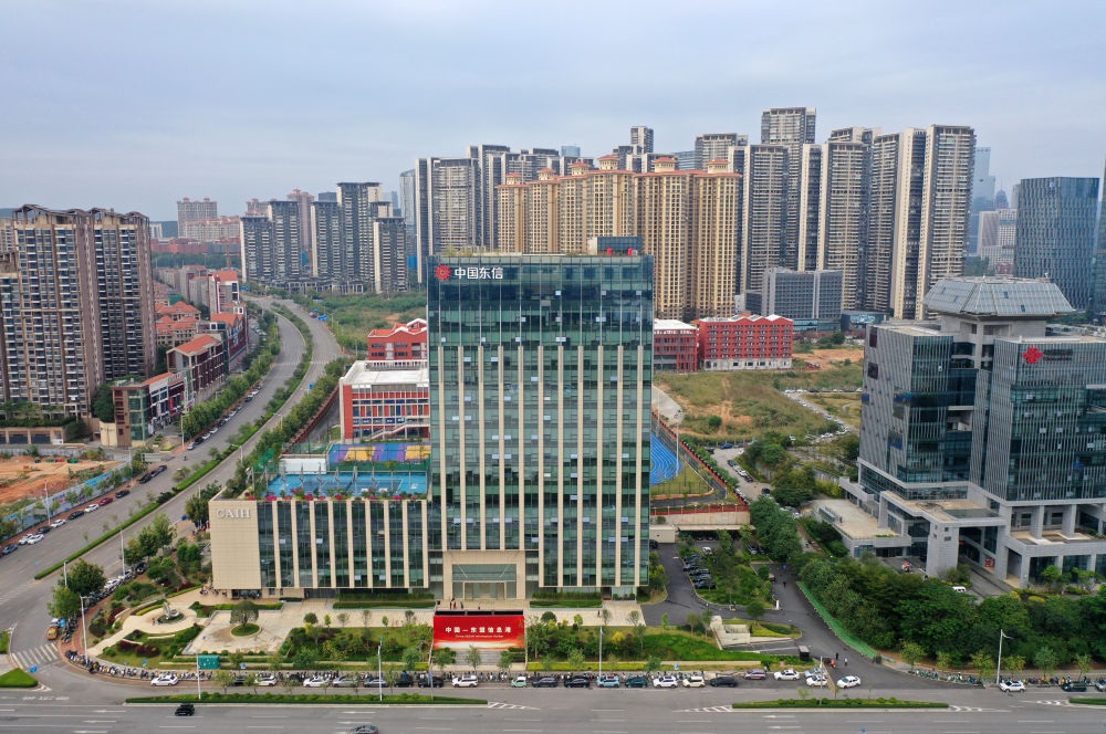 中國(guó)—東盟信息港（無(wú)人機(jī)照片）。