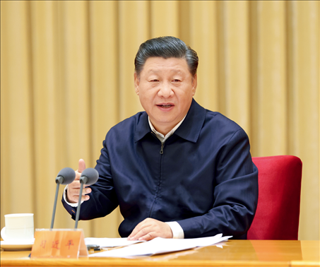 2020年11月16日至17日，中央全面依法治國(guó)工作會(huì)議在北京召開(kāi)。中共中央總書(shū)記、國(guó)家主席、中央軍委主席習(xí)近平出席會(huì)議并發(fā)表重要講話。圖/新華社記者 龐興雷 攝