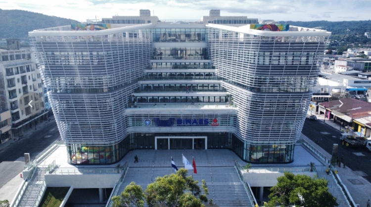 圖為中國(guó)援建薩爾瓦多國(guó)家圖書館實(shí)景。 圖片由中國(guó)援薩爾瓦多國(guó)家圖書館項(xiàng)目施工技術(shù)組提供