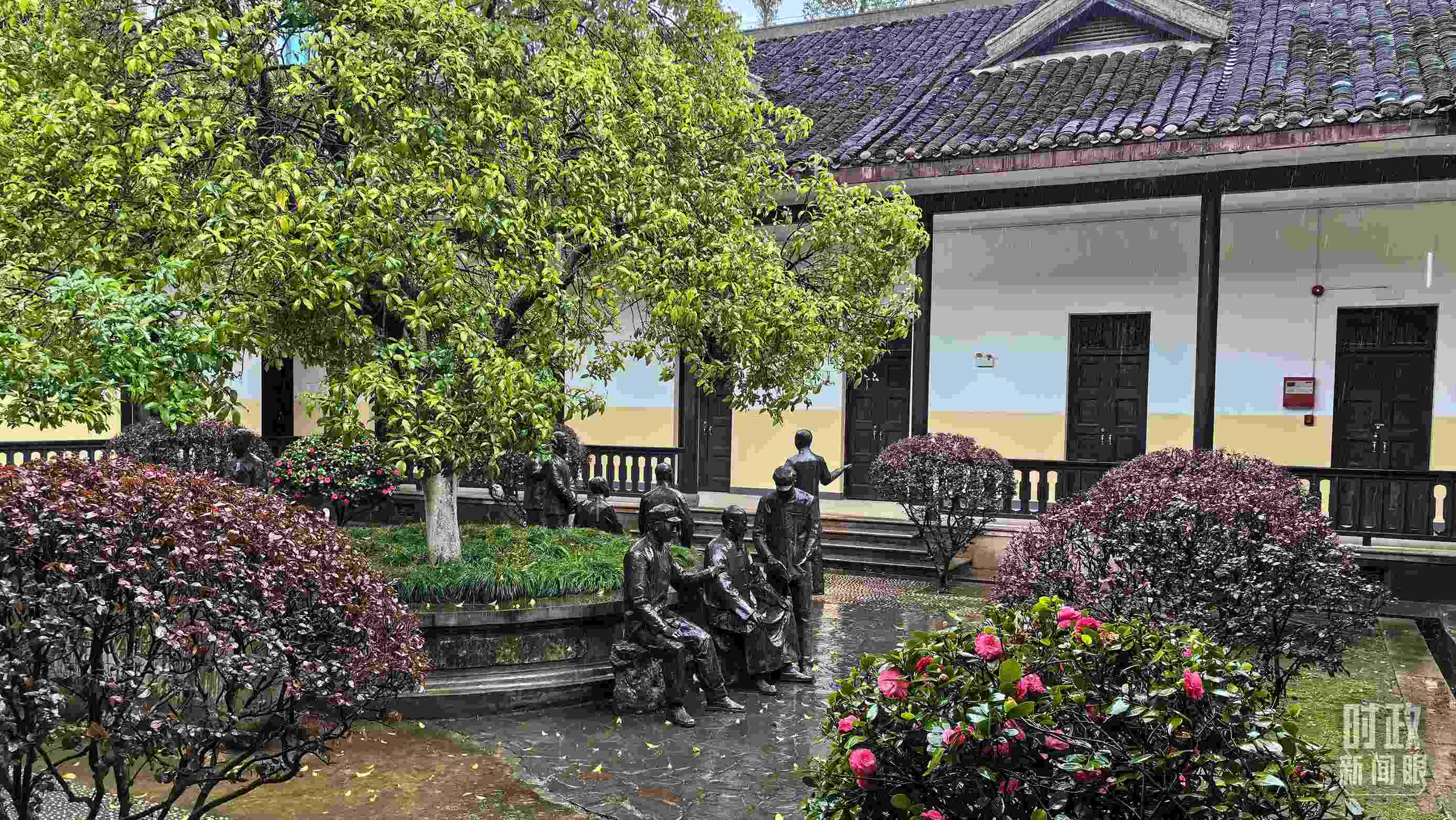 △湖南第一師范學(xué)院（城南書(shū)院校區(qū)）校園里。（總臺(tái)央視記者趙化拍攝）