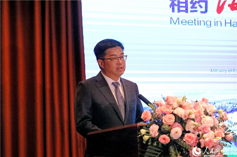 海南省人民政府副省長(zhǎng)陳懷宇在宣介會(huì)上致辭。人民網(wǎng)記者趙益普攝