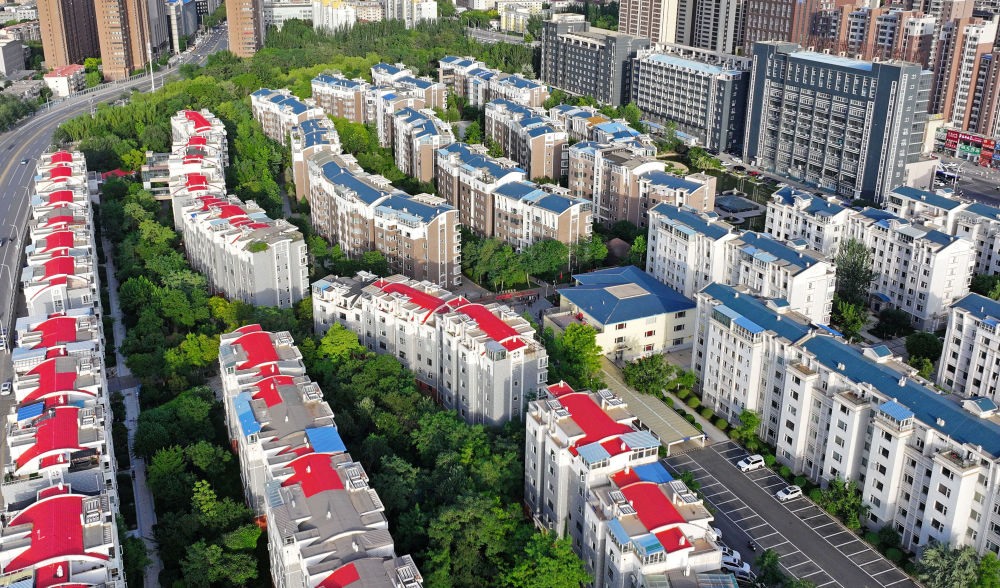 6月19日拍攝的長城花園社區(qū)（無人機照片）。