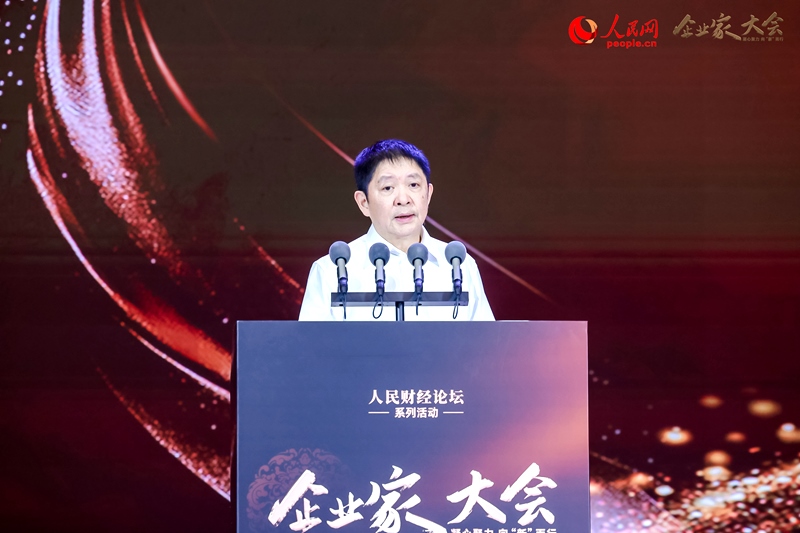 冠達控股集團董事局主席彭建虎。人民網(wǎng)記者 孫博洋攝