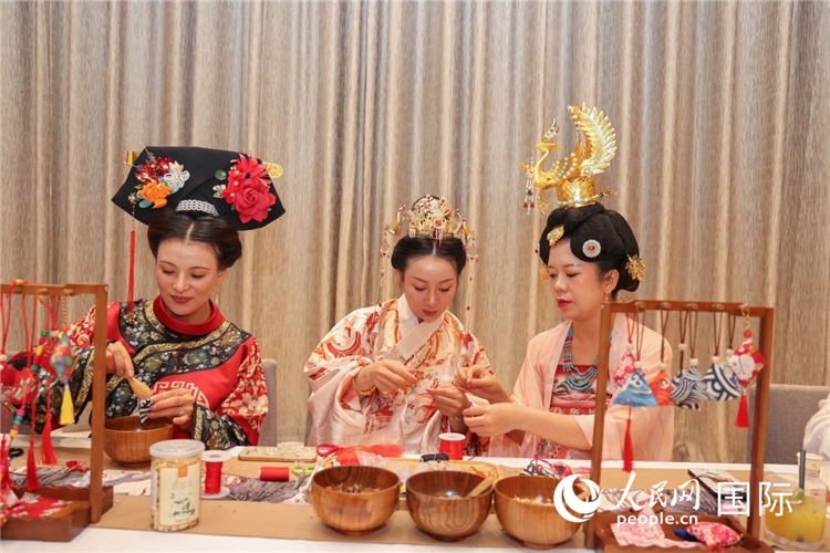 中國傳統(tǒng)文化展示。人民網(wǎng)記者任皓宇攝