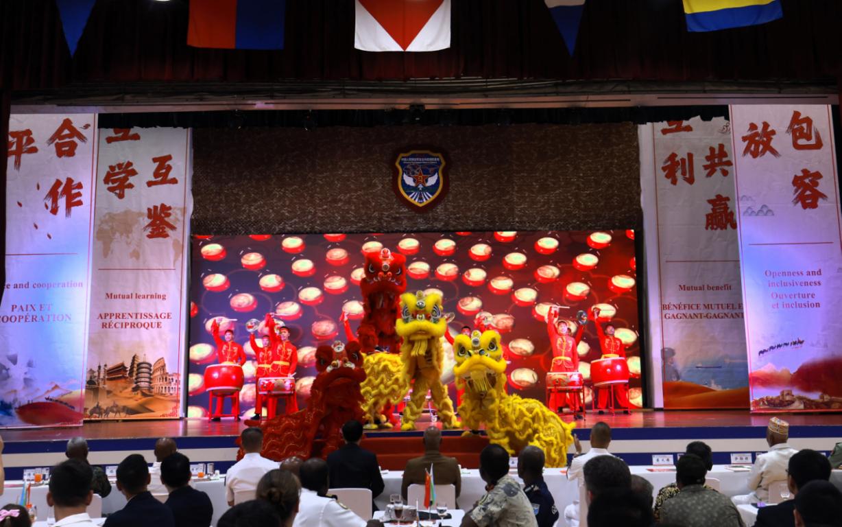 舞獅表演《金獅送福》。主辦方供圖