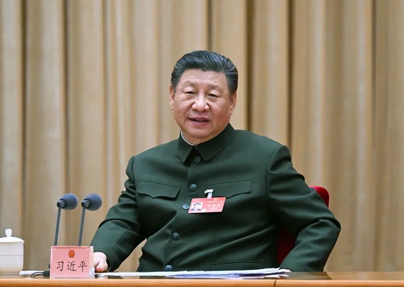 2024年3月7日下午，習近平出席十四屆全國人大二次會議解放軍和武警部隊代表團全體會議并發(fā)表重要講話。新華社記者 李剛 攝