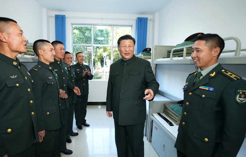 2020年1月19日，習(xí)近平主席視察駐云南部隊，深入邊防一線，看望慰問官兵。