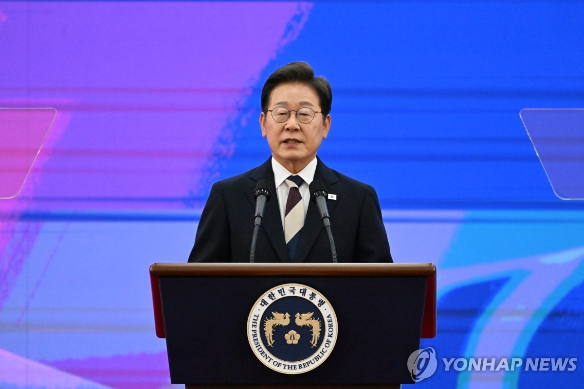 李在明4日上午在第21屆韓國總統(tǒng)就職宣誓儀式上宣誓就職。（圖片來源：韓聯(lián)社）