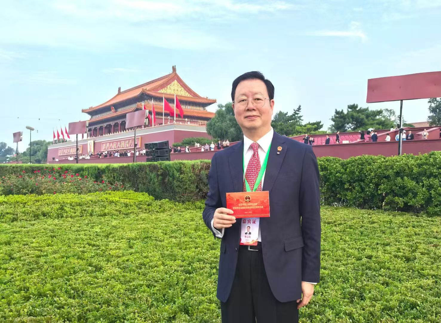 觀禮席上的嘉賓談“閱兵現(xiàn)場感”：不忘歷史，干好實(shí)事