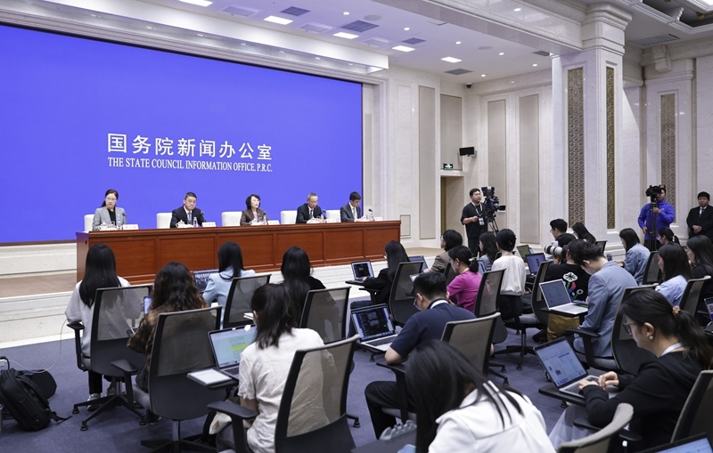 國新辦舉行“高質(zhì)量完成‘十四五’規(guī)劃”系列主題新聞發(fā)布會(國家廣播電視總局)(2)XxjpsgC000220_20250925_PEPFN0A001.jpg